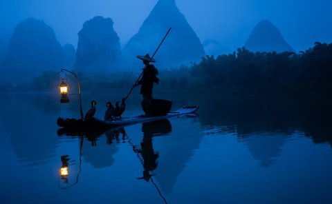 自然风光 桂林 夜晚 竹筏 渔民 风景大片