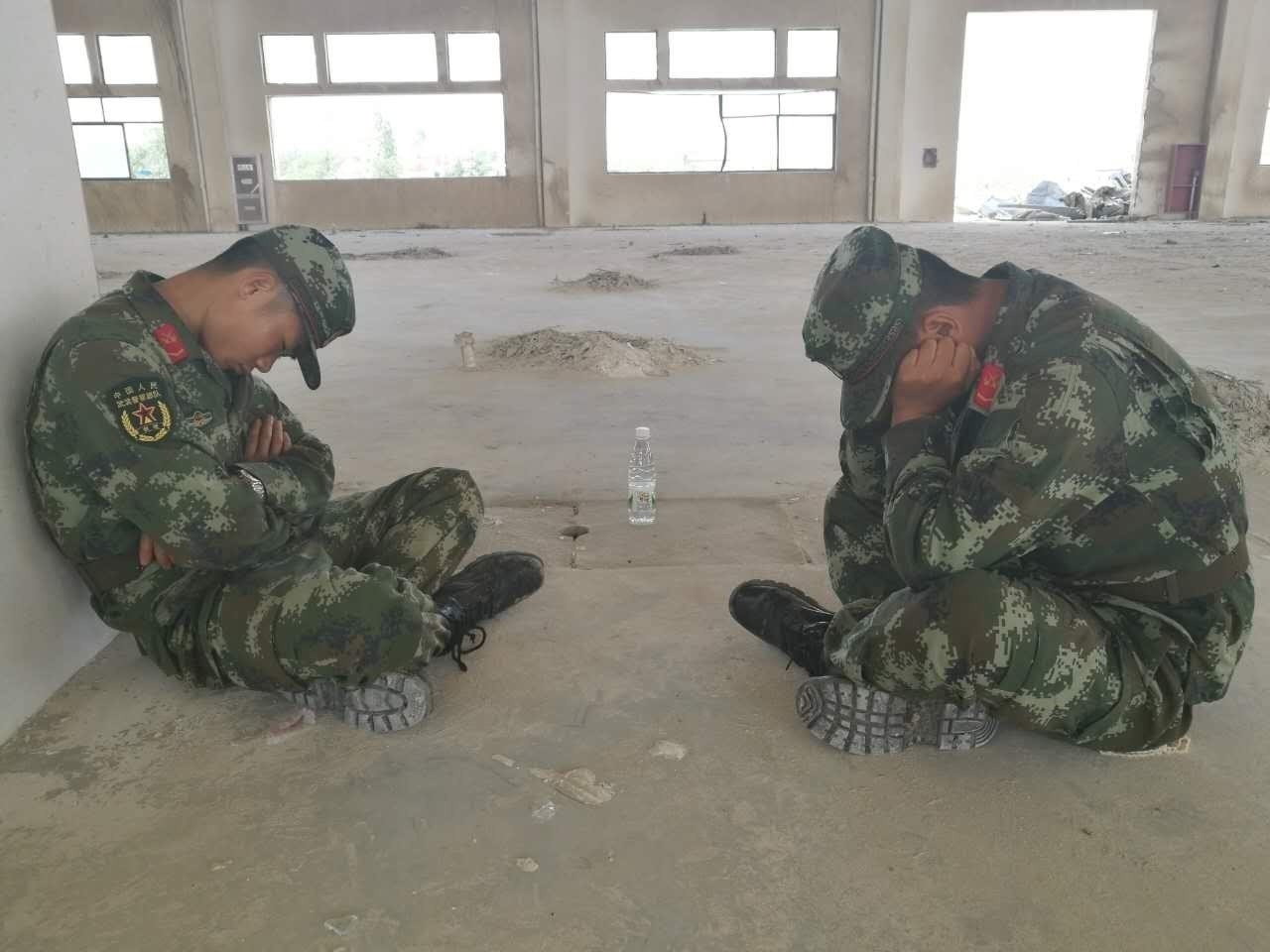 北京时间直击盐城灾区：抢险第一线的武警官兵