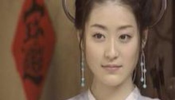 2002年上映的40集大型,剧中的陆湘湘由国内女星李卉饰演