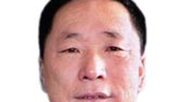 创业经历1992年,任铁柱投资30万元在山西省沁源县开办了一座石料厂,并