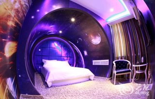 【夜蒲之夜主题酒店】特色主题大床房住宿1晚