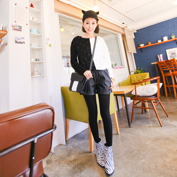 小维 xiaoweito<em></em>ngxue 欧美<em>皮短裤</em> <em>松紧腰</em>pu<em>皮短</em>