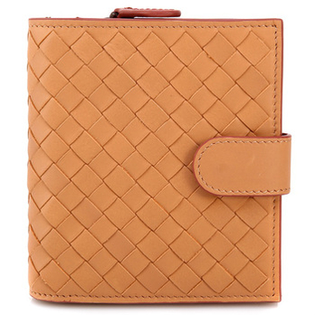 BOTTEGA VENETA <em>宝缇嘉女士</em>米色羊皮<em>钱夹</em>
