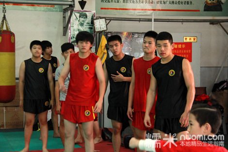 【广场横路】【海南一鸣自由搏击俱乐部】搏击