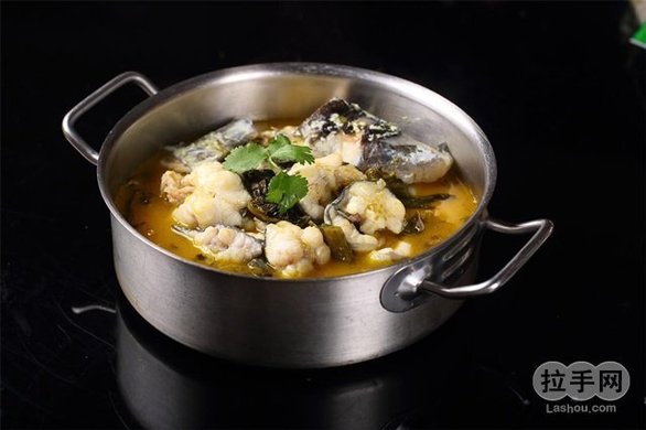 仅售50元,市场价100元的鱼乐盛宴生态炖鱼馆