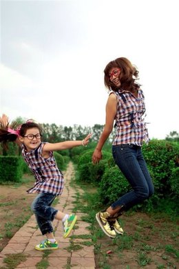 艺彩视觉\/3组服装造型\/拍摄不低于120张\/底片全