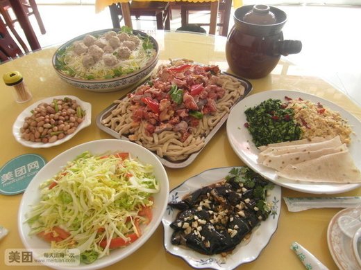 4人餐,畅饮欢聚,岂不美哉