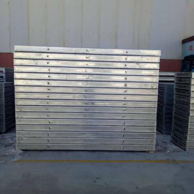 挡土墙模板加固规范要求（挡土墙模板加固规范要求有哪些）