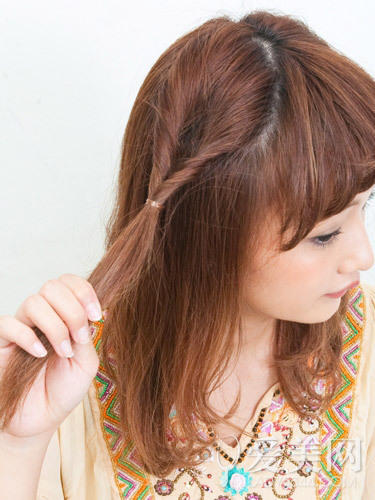 <em>中长发扎法</em>教程猫耳扎发俏皮可爱_360问答