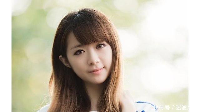 轻松一刻帮岳父打扫卫生,没想到扒出来8000块