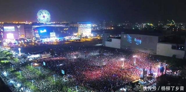 高雄选前之夜现场突破15万人 韩国瑜当选市长