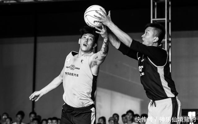 t010ba252ec4e9c41b0.bmp?size=640x401