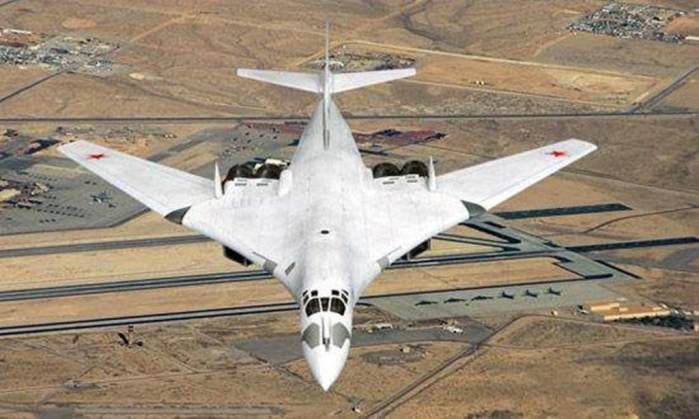 各国轰炸机续航多少? 美国10500公里, 俄1260