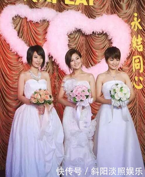 SHE17周年还原昔日经典造型 看到照片眼泪要