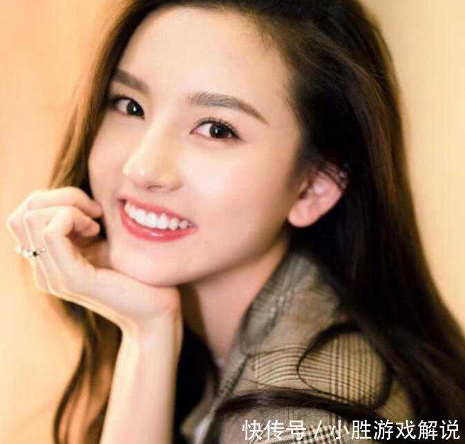 抖音这个新娘火了,宋祖儿,张嘉倪,赵丽颖,全都长