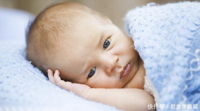 关于新生儿的护理常识,宝宝不怕冷更怕热,妈妈