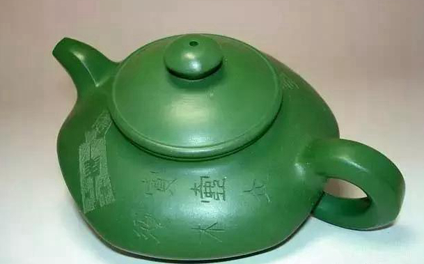 紫砂壶绿色的就是本山绿泥,你被误导了多久?