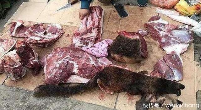农村大集上的“猪肉”50元一斤,男子刚想买,摊主却说:晚了!