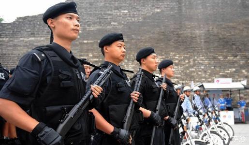 中国反恐作战最难的是什么?反劫持公交车加破