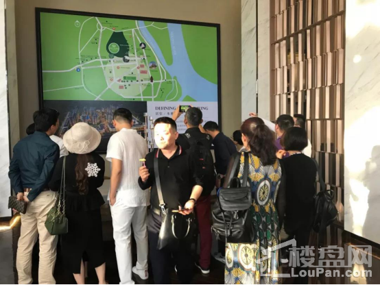 众说纷云,为什么一定要去柬埔寨?