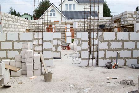 阁楼加建卧室用什么材料（阁楼加建卧室用什么材料好）