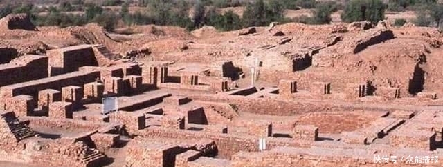 t011c9b3afa552684cd.jpg?size=640x242