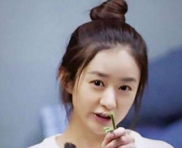 赵丽颖卸妆后,杨颖卸妆后,唐嫣卸妆后,网友:第五