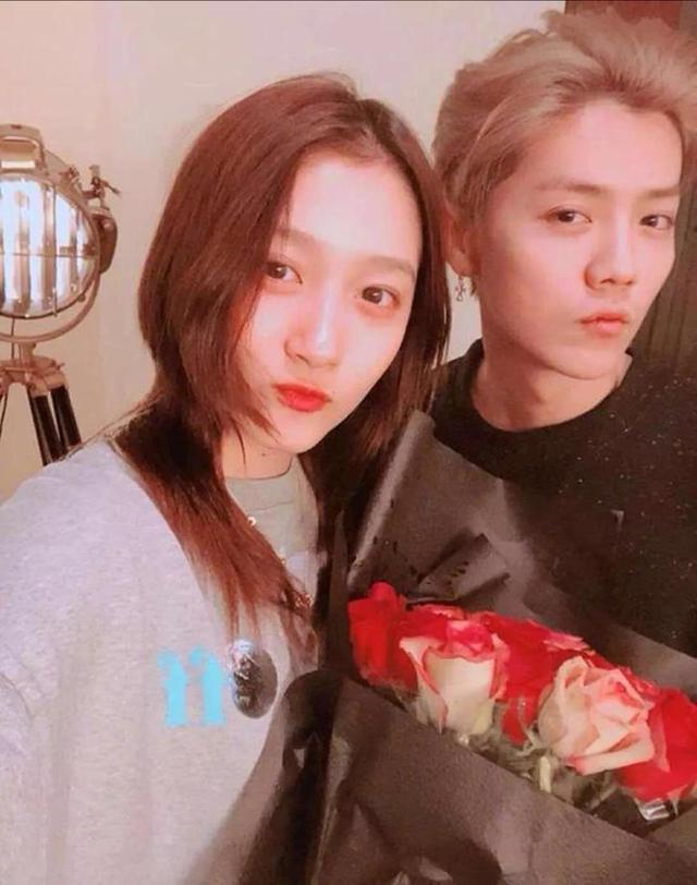 关晓彤鹿晗已领证?华晨宇和天娱分家?