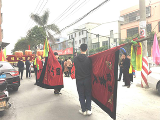 【新春走基层】\"正月初六闹热到\" 欢欢喜喜\"营老爷\"