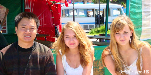 中俄朝交界的边境城市，满大街的美女随处可见，喜欢享受游客拍照