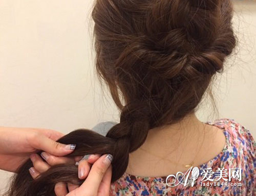 侧边卷发编发教程七步骤快速上手_360问答