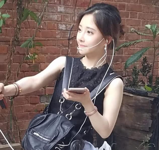 在斗鱼刷100礼物主播能拿多少,冯提莫透爆我一