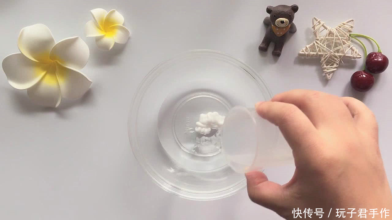 用家里的淀粉和护手霜自制拉面胶, 无硼砂无甘