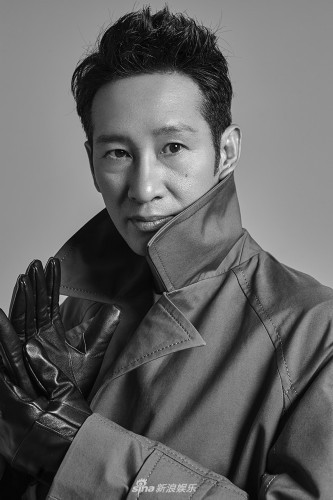 王劲松儿子图 t013842db4b6df7b2c6.jpg?size=333x500