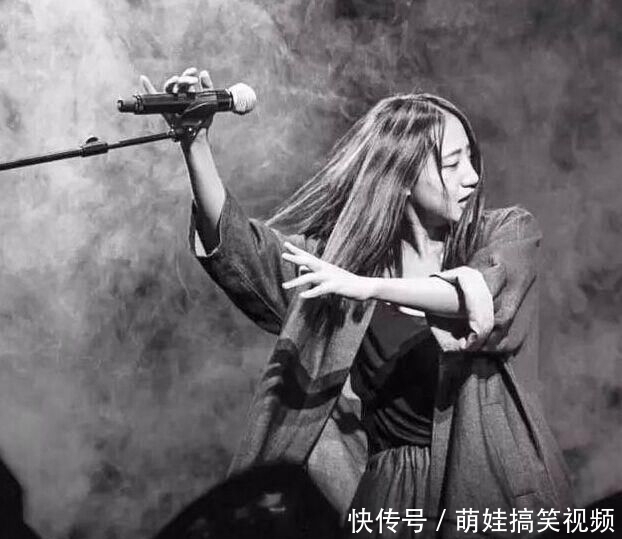 她不签音乐公司,却上《歌手》还当导师,代表作