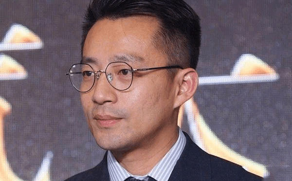 开俏江南后落魄了, 曾经的京城四少如今靠啥赚