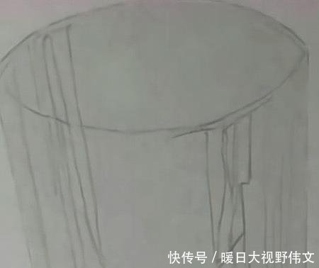 00后美术生晒出满分作业,王者般的操作,网友差