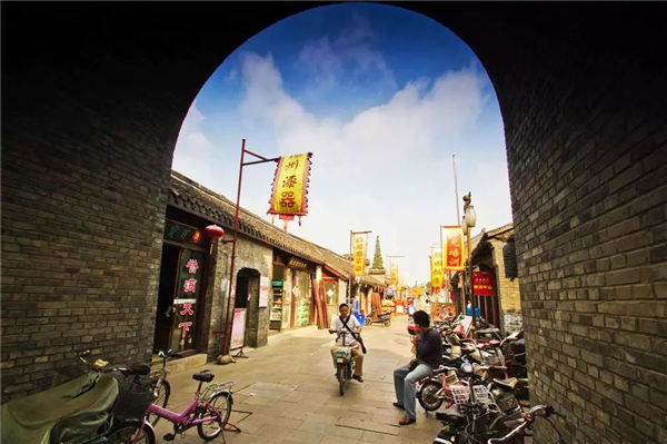 \＂烟花三月下扬州\＂，三月，扬州去吧!