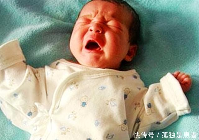 5个月的宝宝哭到声音沙哑, 检查的结果让婆婆