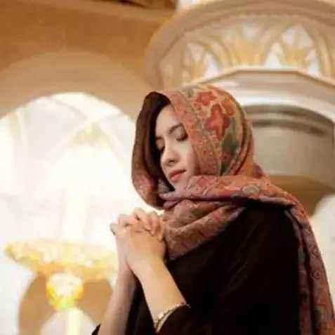 嫁到迪拜的中国女孩:逛街购物从不看价格,但是