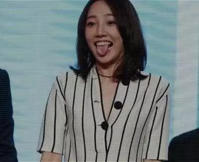 女星习惯性小动作范冰冰拖腮白百合吐舌头赵丽颖杨幂大不同