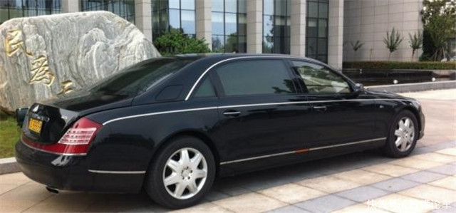 江苏一男子抽中88888车牌,土豪出22万被拒,今