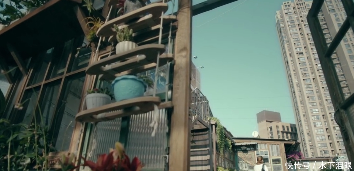 奔着《一场遇见爱情的旅行》中景甜去的,却意