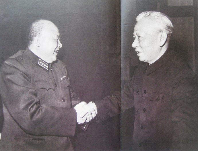 徐海东为革命牺牲66位亲人,如今子女何在?女儿务农,儿子是部长