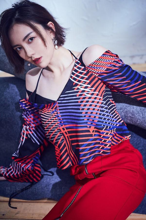 吕佳容盛世美颜在《执行利剑》中瞬间崩塌，假发造型被骂一个暑期