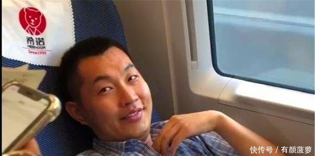 高铁占座男身份得到确认,你们要是遇到他,会