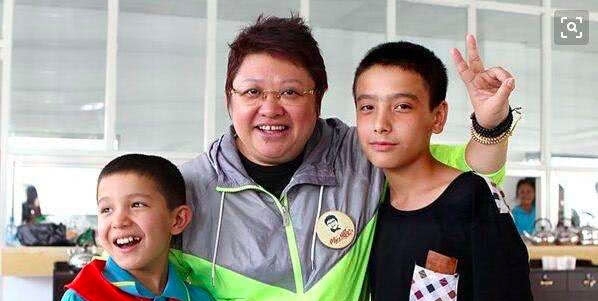 韩红不急恋爱和结婚,自曝身体堪忧却不敢检查