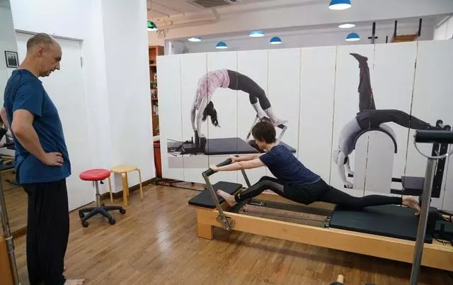 连明星都爱的普拉提大器械课，究竟有什么好处？