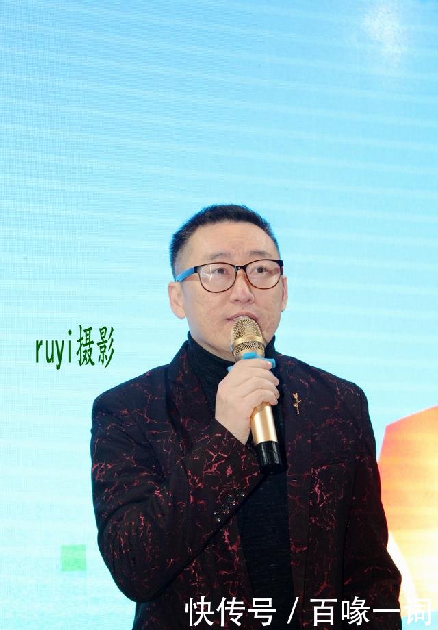南阳牛氏商会筹委会2019年工作会议在南阳一