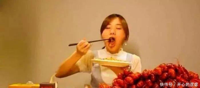 吃播网红真那么有钱吗?不是鲍鱼就是龙虾,揭穿